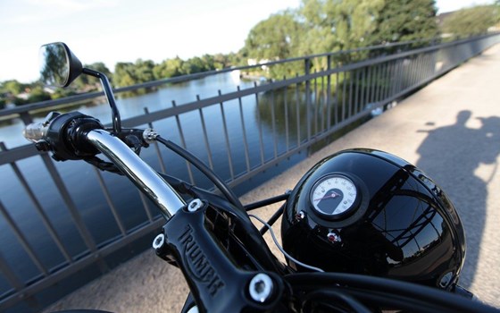 Umgebautes Motorrad Triumph Bonneville T100 von Q-Bike Technik GmbH - Bild 9 Umgebautes Motorrad Triumph Bonneville T100 von Q-Bike Technik GmbH - Bild 9