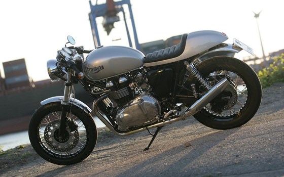 Umgebautes Motorrad Triumph Thruxton von Q-Bike Technik GmbH - Bild 10 Umgebautes Motorrad Triumph Thruxton von Q-Bike Technik GmbH - Bild 10