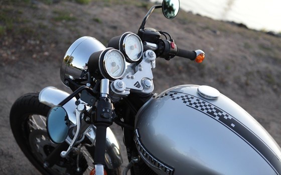 Umgebautes Motorrad Triumph Thruxton von Q-Bike Technik GmbH - Bild 6 Umgebautes Motorrad Triumph Thruxton von Q-Bike Technik GmbH - Bild 6