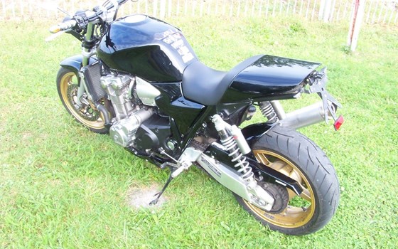 Umgebautes Motorrad Honda CB 1300 von PW Moto e.K. - Bild 5 Umgebautes Motorrad Honda CB 1300 von PW Moto e.K. - Bild 5