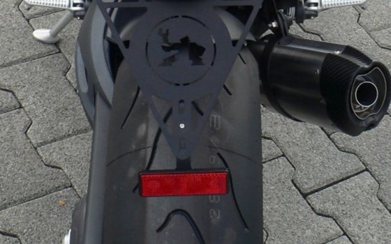 Umgebautes Motorrad Triumph Speed Triple 1050 von Becker-Tiemann Motorrad GmbH & Co. KG - Bild 5 Umgebautes Motorrad Triumph Speed Triple 1050 von Becker-Tiemann Motorrad GmbH & Co. KG - Bild 5
