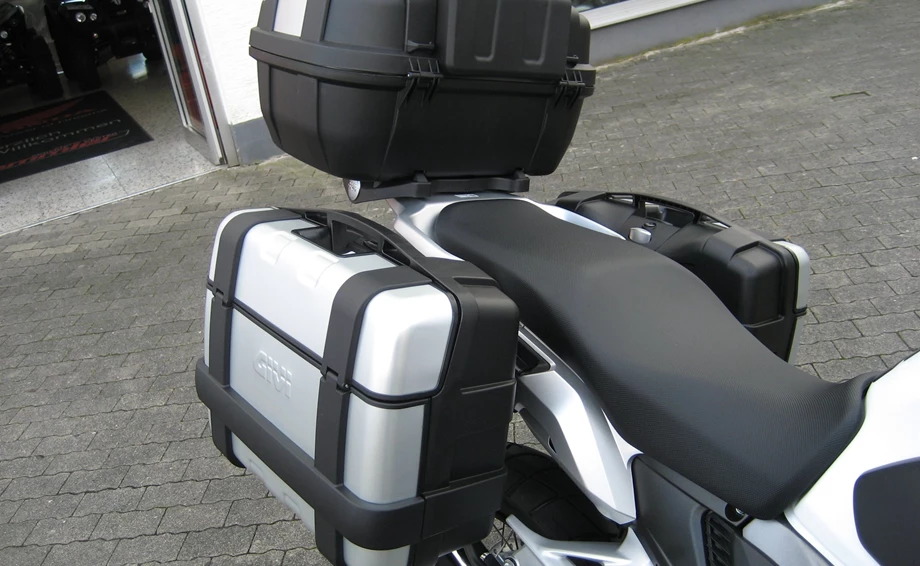 Umbgebautes Motorrad Honda VFR1200X Crosstourer Bild 5: Umbgebautes Motorrad Honda VFR1200X Crosstourer