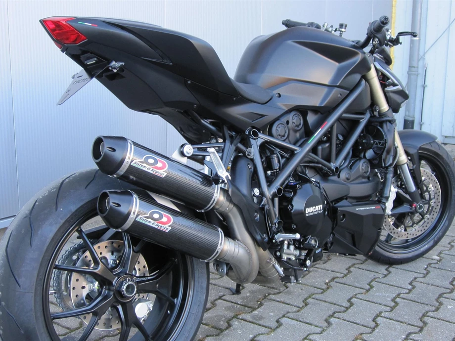 Umbgebautes Motorrad Ducati Streetfighter 848 Bild 2: Umbgebautes Motorrad Ducati Streetfighter 848