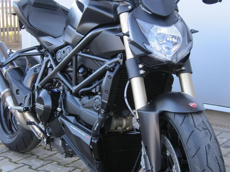 Umbgebautes Motorrad Ducati Streetfighter 848 Bild 5: Umbgebautes Motorrad Ducati Streetfighter 848