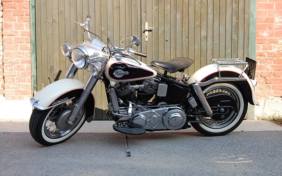 Umgebautes Motorrad Harley-Davidson FL 1200 Duo Glide von HK-Technik Kemeter OG - Bild 8 Umgebautes Motorrad Harley-Davidson FL 1200 Duo Glide von HK-Technik Kemeter OG - Bild 8