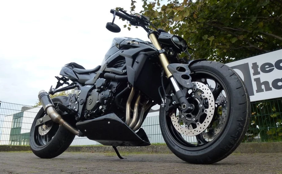 Umbgebautes Motorrad Suzuki GSR 750 Bild 6: Umbgebautes Motorrad Suzuki GSR 750