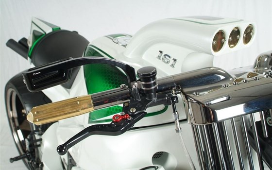 Umgebautes Motorrad Yamaha FZR 1000 EXUP von SMC-Styrian Motor Cycle - Bild 4 Umgebautes Motorrad Yamaha FZR 1000 EXUP von SMC-Styrian Motor Cycle - Bild 4