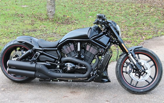 Umgebautes Motorrad Harley-Davidson Night Rod Special VRSCDX von X-Trem Custombikes - Bild 1 Umgebautes Motorrad Harley-Davidson Night Rod Special VRSCDX von X-Trem Custombikes - Bild 1