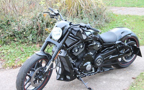 Umgebautes Motorrad Harley-Davidson Night Rod Special VRSCDX von X-Trem Custombikes - Bild 4 Umgebautes Motorrad Harley-Davidson Night Rod Special VRSCDX von X-Trem Custombikes - Bild 4