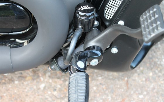 Umgebautes Motorrad Harley-Davidson Night Rod Special VRSCDX von X-Trem Custombikes - Bild 7 Umgebautes Motorrad Harley-Davidson Night Rod Special VRSCDX von X-Trem Custombikes - Bild 7