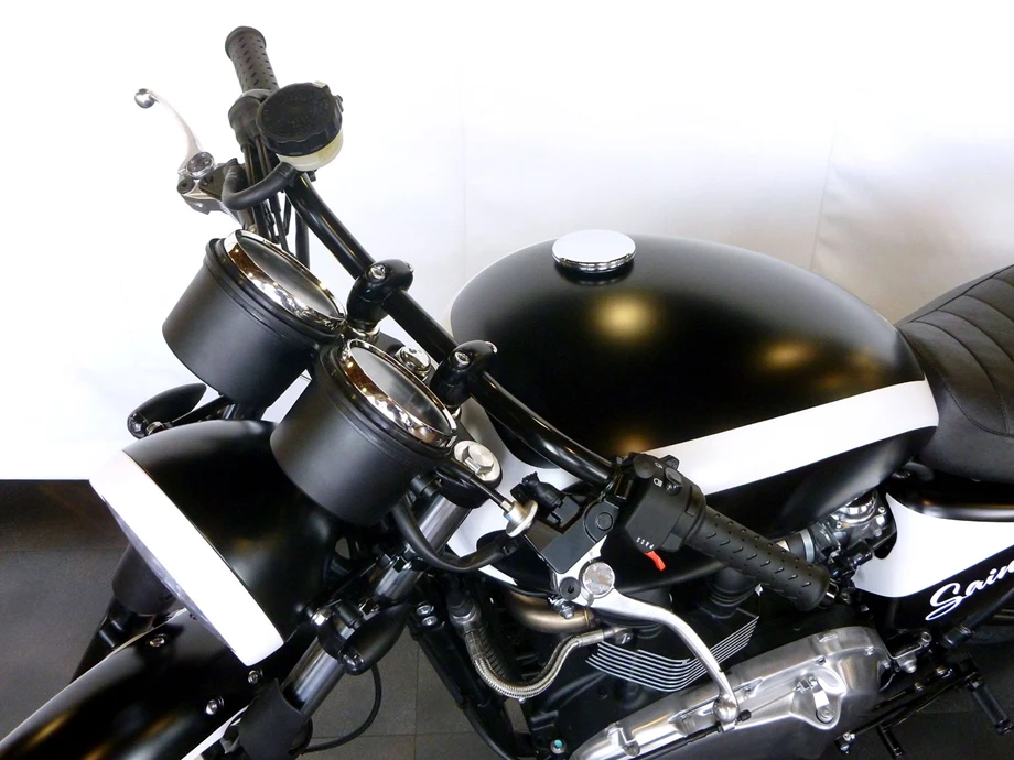 Umbgebautes Motorrad Triumph Bonneville SE Bild 10: Umbgebautes Motorrad Triumph Bonneville SE