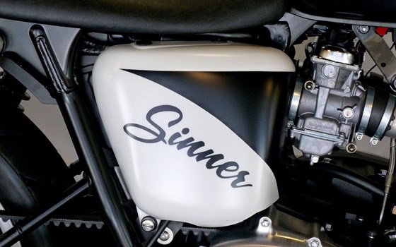 Umgebautes Motorrad Triumph Bonneville SE von SBF TRIUMPH Bikes & Parts GmbH & Co.KG - Bild 5 Umgebautes Motorrad Triumph Bonneville SE von SBF TRIUMPH Bikes & Parts GmbH & Co.KG - Bild 5