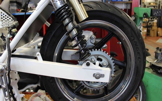 Umgebautes Motorrad Honda CB 750 Sevenfifty von Auto-und Motorradhaus Bürstadt GmbH - Bild 1