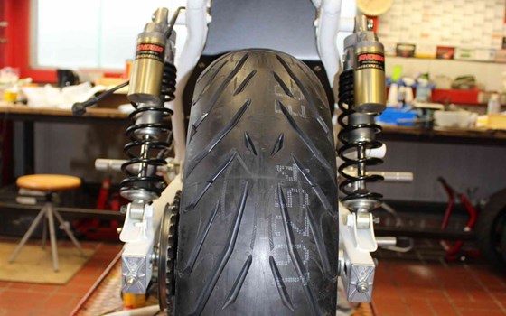 Umgebautes Motorrad Honda CB 750 Sevenfifty von Auto-und Motorradhaus Bürstadt GmbH - Bild 10