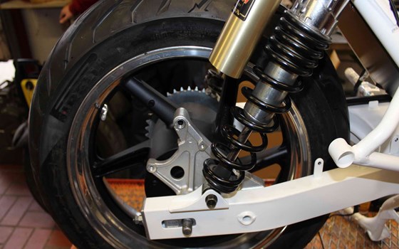 Umgebautes Motorrad Honda CB 750 Sevenfifty von Auto-und Motorradhaus Bürstadt GmbH - Bild 2