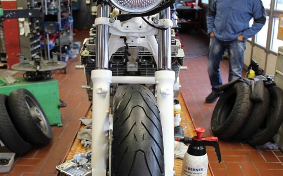 Umgebautes Motorrad Honda CB 750 Sevenfifty von Auto-und Motorradhaus Bürstadt GmbH - Bild 9