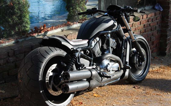 Umgebautes Motorrad Harley-Davidson V-Rod Night Rod VRSCD von X-Trem Custombikes - Bild 4 Umgebautes Motorrad Harley-Davidson V-Rod Night Rod VRSCD von X-Trem Custombikes - Bild 4