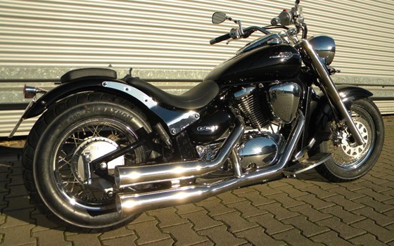 Umgebautes Motorrad Suzuki Intruder C800 von Mansour Motorradtechnik - Bild 1 Umgebautes Motorrad Suzuki Intruder C800 von Mansour Motorradtechnik - Bild 1
