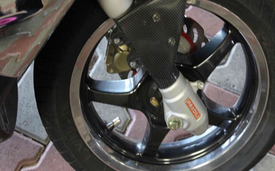 Umgebautes Motorrad Yamaha Aerox 50 von Auto-und Motorradhaus Bürstadt GmbH - Bild 9