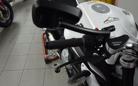 Umgebautes Motorrad MV Agusta Brutale 675 von A.T.T.-Tiedemann-Motorräder e.Kfm - Bild 6 Umgebautes Motorrad MV Agusta Brutale 675 von A.T.T.-Tiedemann-Motorräder e.Kfm - Bild 6