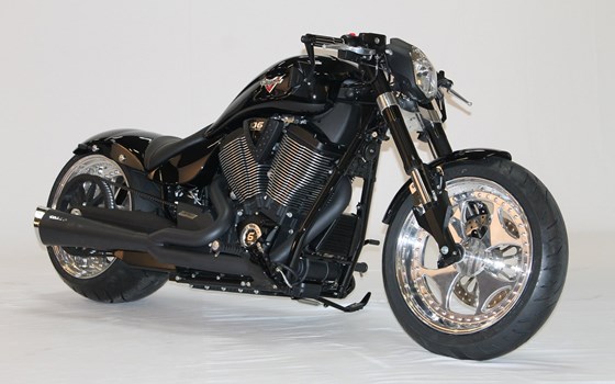 Umgebautes Motorrad Victory Hammer 8-Ball von SMC-Styrian Motor Cycle - Bild 5 Umgebautes Motorrad Victory Hammer 8-Ball von SMC-Styrian Motor Cycle - Bild 5