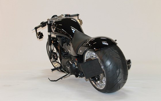 Umgebautes Motorrad Victory Hammer 8-Ball von SMC-Styrian Motor Cycle - Bild 6 Umgebautes Motorrad Victory Hammer 8-Ball von SMC-Styrian Motor Cycle - Bild 6