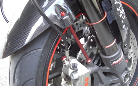 Umgebautes Motorrad Ducati Hypermotard 1100 Evo SP von Braunbart Heribert Kilian GmbH - DUCATI SALZBURG - Bild 5 Umgebautes Motorrad Ducati Hypermotard 1100 Evo SP von Braunbart Heribert Kilian GmbH - DUCATI SALZBURG - Bild 5