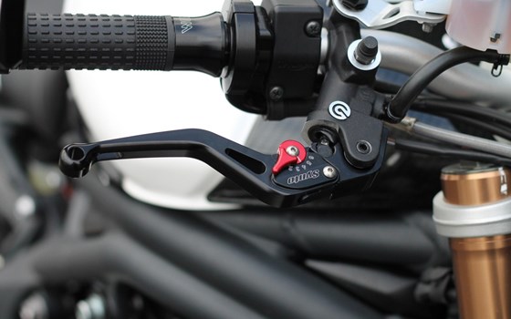 Umgebautes Motorrad Triumph Speed Triple 1050 von Hänsle Motorradsport GmbH - Bild 6 Umgebautes Motorrad Triumph Speed Triple 1050 von Hänsle Motorradsport GmbH - Bild 6