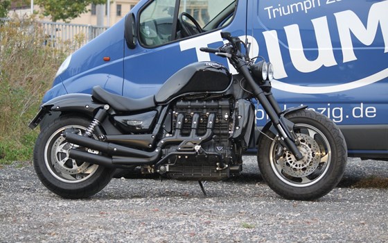 Umgebautes Motorrad Triumph Rocket III von Klingenberger Kehl GbR - Bild 1 Umgebautes Motorrad Triumph Rocket III von Klingenberger Kehl GbR - Bild 1