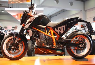 KTM 690 Duke KTM 690 Duke