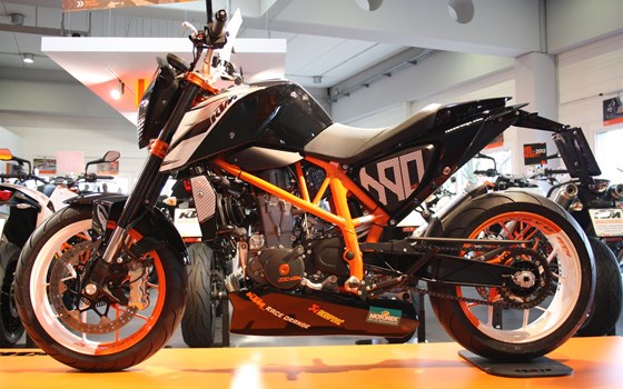 Umgebautes Motorrad KTM 690 Duke von KTM BRAUMANDL - Bild 1 Umgebautes Motorrad KTM 690 Duke von KTM BRAUMANDL - Bild 1