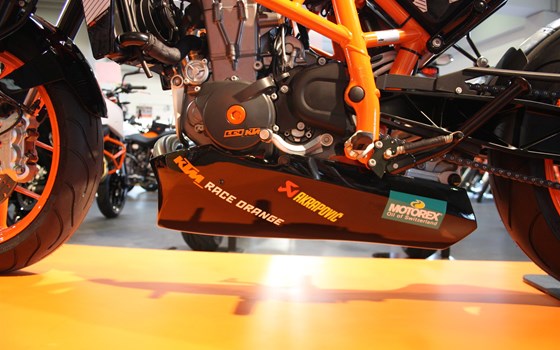 Umgebautes Motorrad KTM 690 Duke von KTM BRAUMANDL - Bild 2 Umgebautes Motorrad KTM 690 Duke von KTM BRAUMANDL - Bild 2