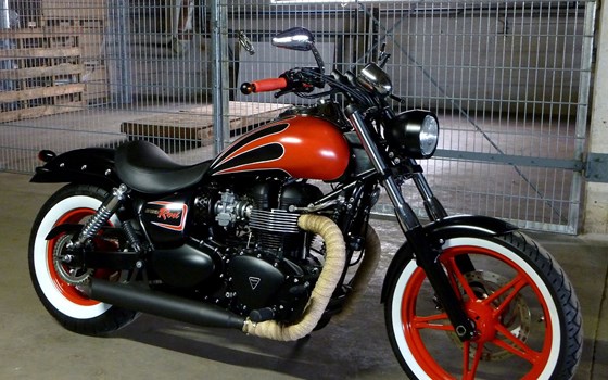 Umgebautes Motorrad Triumph Speedmaster von SBF TRIUMPH Bikes & Parts GmbH & Co.KG - Bild 1 Umgebautes Motorrad Triumph Speedmaster von SBF TRIUMPH Bikes & Parts GmbH & Co.KG - Bild 1