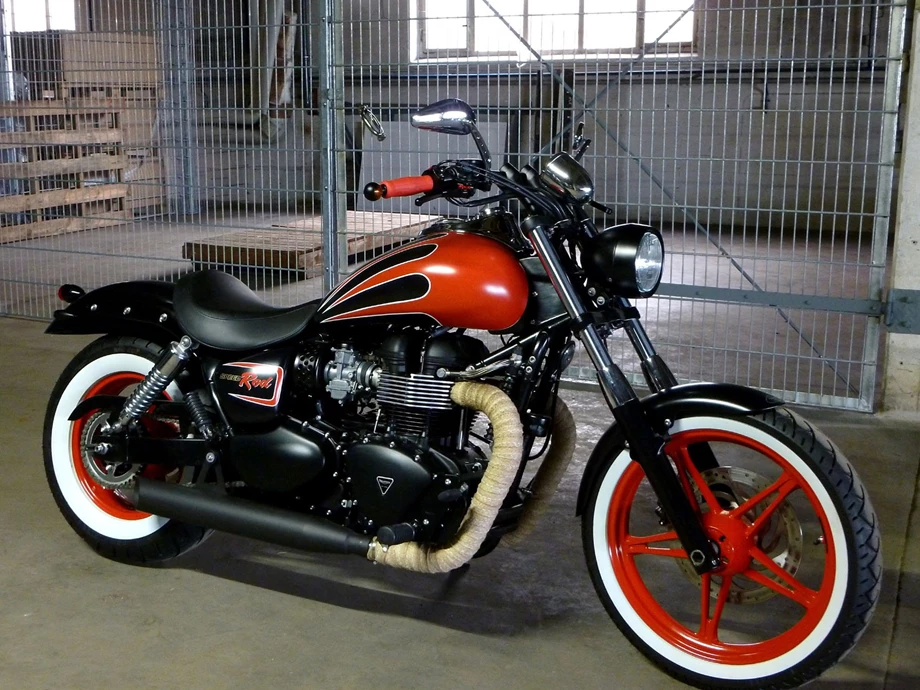 Umbgebautes Motorrad Triumph Speedmaster Bild 1: Umbgebautes Motorrad Triumph Speedmaster
