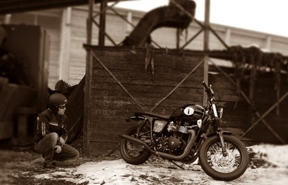 Triumph Bonneville T100 Custom Bike