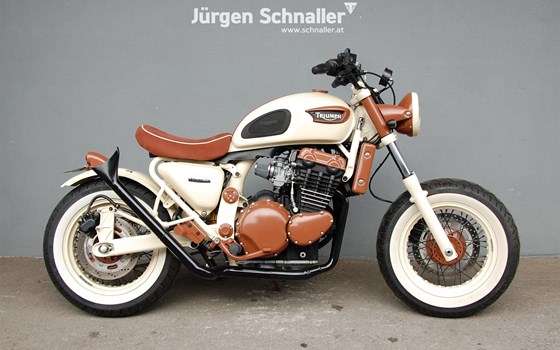 Umgebautes Motorrad Triumph Adventurer von Jürgen Schnaller, Motorräder-Zubehör - Bild 1 Umgebautes Motorrad Triumph Adventurer von Jürgen Schnaller, Motorräder-Zubehör - Bild 1