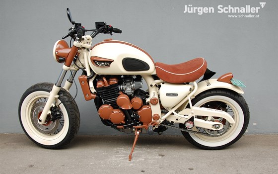 Umgebautes Motorrad Triumph Adventurer von Jürgen Schnaller, Motorräder-Zubehör - Bild 2 Umgebautes Motorrad Triumph Adventurer von Jürgen Schnaller, Motorräder-Zubehör - Bild 2