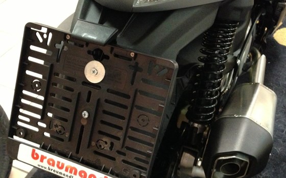Umgebautes Motorrad Piaggio Beverly 350ie Sport Touring von Braumandl-Zweirad - Bild 5 Umgebautes Motorrad Piaggio Beverly 350ie Sport Touring von Braumandl-Zweirad - Bild 5