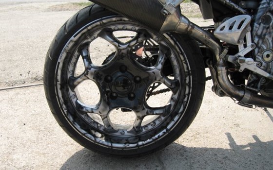 Umgebautes Motorrad Triumph Tiger 955i von UGT-Bikes - Bild 6 Umgebautes Motorrad Triumph Tiger 955i von UGT-Bikes - Bild 6