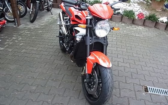 Umgebautes Motorrad MV Agusta Brutale 1090 R von A.T.T.-Tiedemann-Motorräder e.Kfm - Bild 6 Umgebautes Motorrad MV Agusta Brutale 1090 R von A.T.T.-Tiedemann-Motorräder e.Kfm - Bild 6