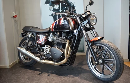Triumph Bonneville Custom Bike Triumph Bonneville Custom Bike