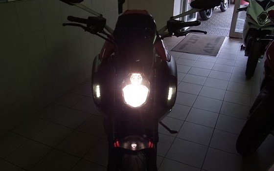 Umgebautes Motorrad Ducati Diavel Carbon von A.T.T.-Tiedemann-Motorräder e.Kfm - Bild 9 Umgebautes Motorrad Ducati Diavel Carbon von A.T.T.-Tiedemann-Motorräder e.Kfm - Bild 9