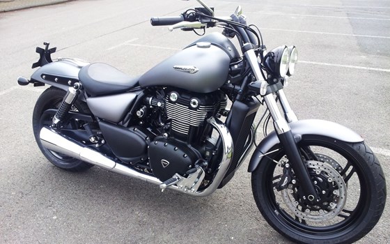 Umgebautes Motorrad Triumph Thunderbird Storm von Motorradhaus Löhmer GmbH - Bild 1 Umgebautes Motorrad Triumph Thunderbird Storm von Motorradhaus Löhmer GmbH - Bild 1