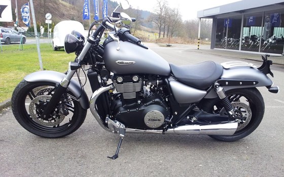 Umgebautes Motorrad Triumph Thunderbird Storm von Motorradhaus Löhmer GmbH - Bild 5 Umgebautes Motorrad Triumph Thunderbird Storm von Motorradhaus Löhmer GmbH - Bild 5