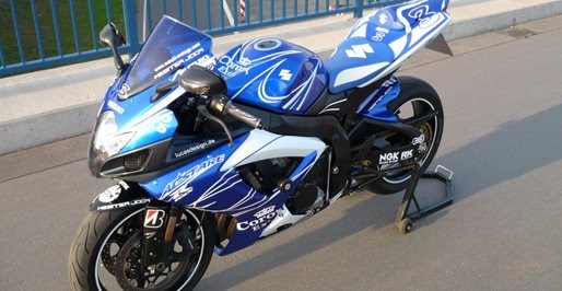 Umgebautes Motorrad Suzuki GSX-R 750 von Motorland Motorrad GmbH - Bild 4 Umgebautes Motorrad Suzuki GSX-R 750 von Motorland Motorrad GmbH - Bild 4