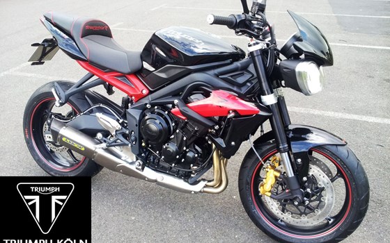 Umgebautes Motorrad Triumph Street Triple 675 R von Motorradhaus Löhmer GmbH - Bild 1 Umgebautes Motorrad Triumph Street Triple 675 R von Motorradhaus Löhmer GmbH - Bild 1