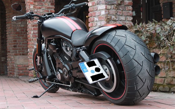Umgebautes Motorrad Harley-Davidson Night Rod Special VRSCDX von X-Trem Custombikes - Bild 1 Umgebautes Motorrad Harley-Davidson Night Rod Special VRSCDX von X-Trem Custombikes - Bild 1