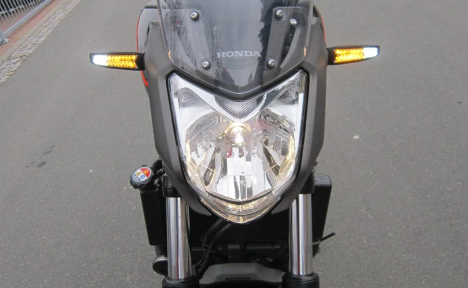 Umbgebautes Motorrad Honda NC700S Bild 8: Umbgebautes Motorrad Honda NC700S