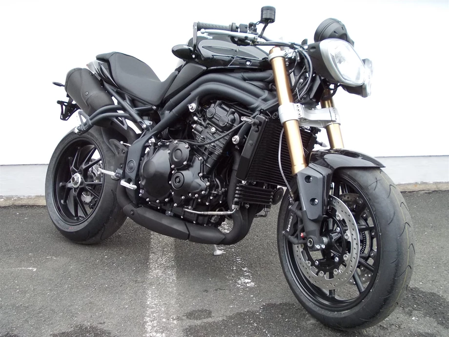 Rebuilt motorbike Triumph Speed Triple 1050 Bild 1: Rebuilt motorbike Triumph Speed Triple 1050