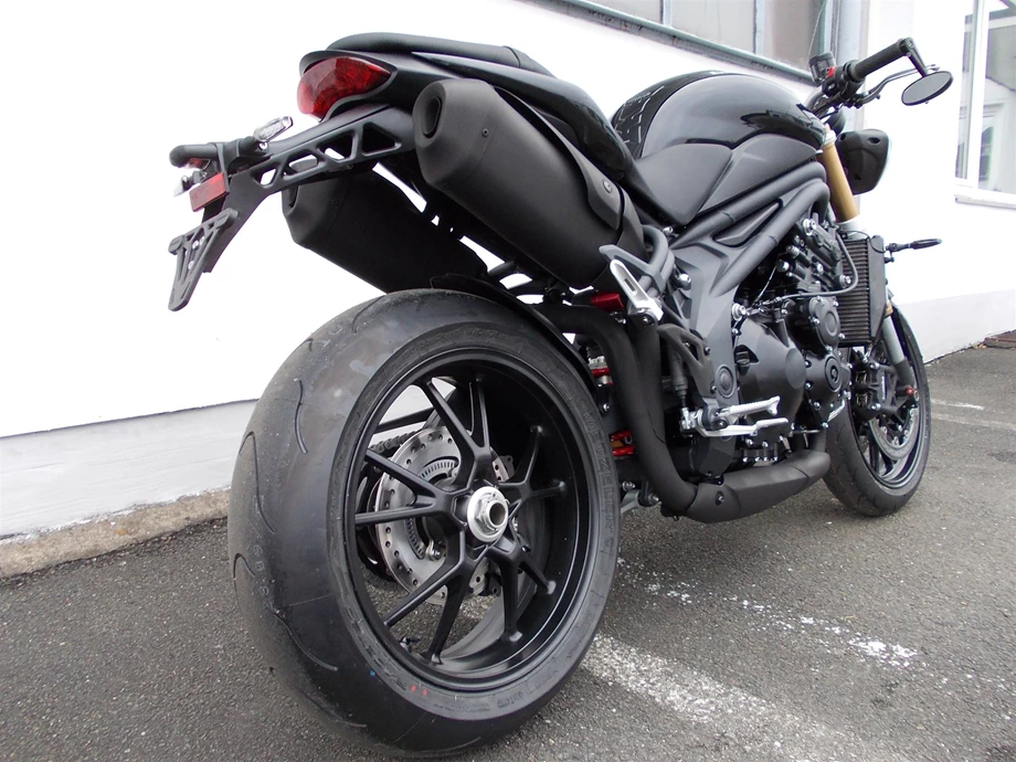 Rebuilt motorbike Triumph Speed Triple 1050 Bild 2: Rebuilt motorbike Triumph Speed Triple 1050